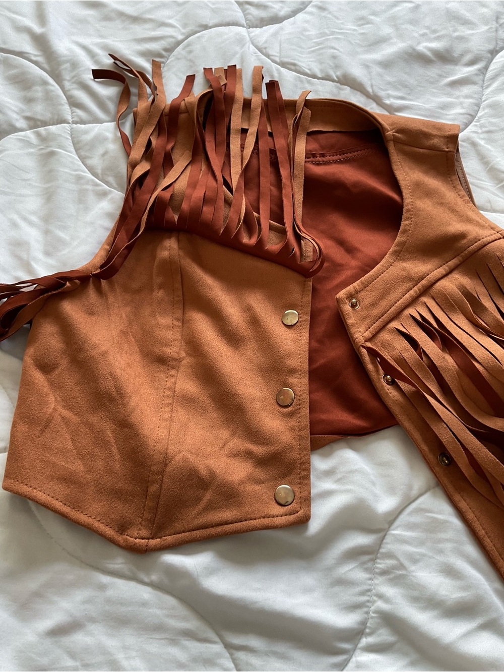 LYPOBALA Suede Fringe Cropped Vest - Rust - Picture 3 of 5